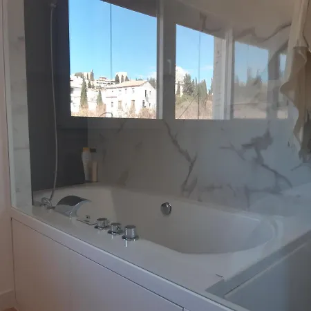 Habitacion Con Bano Privado Y Vistas *